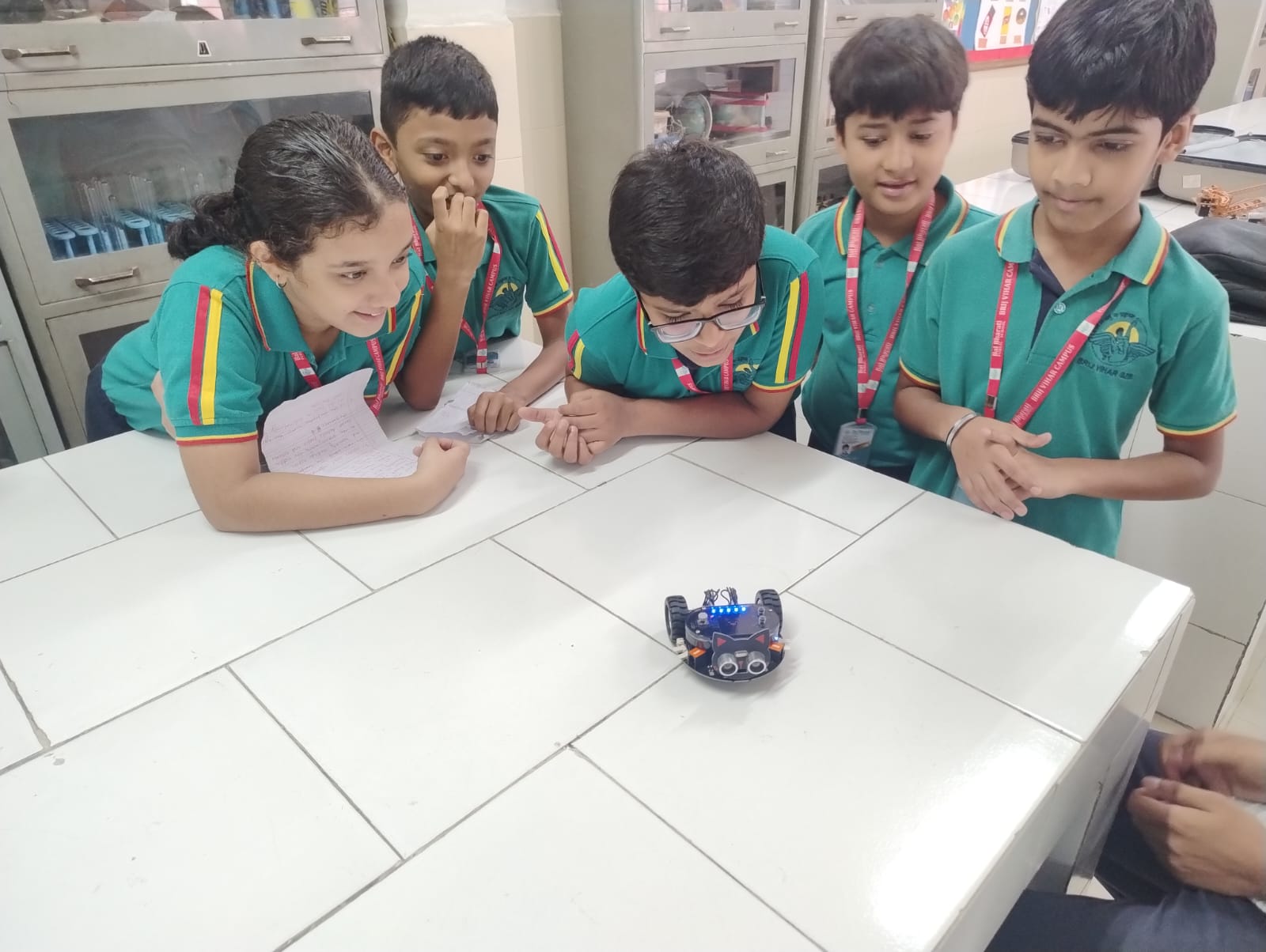 Robotics Lab Snapshot 9
