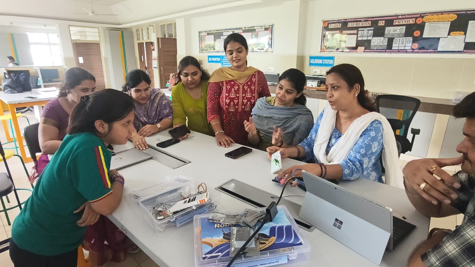 Robotics Lab Snapshot 11